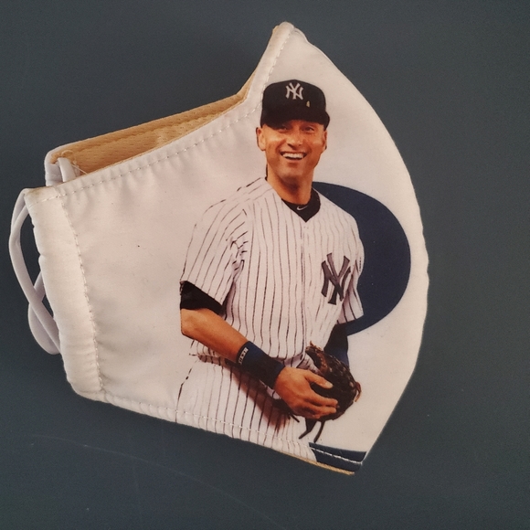 Derek Jeter Face Mask - Picture 3 of 4